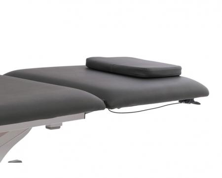Massage- und Physioliege „Physio 2“, 1 Motor – Detailansicht von Kopfteil und Polsterung