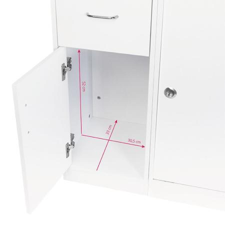 Empfangstheke in weiß mit integrierter Glasvitrine